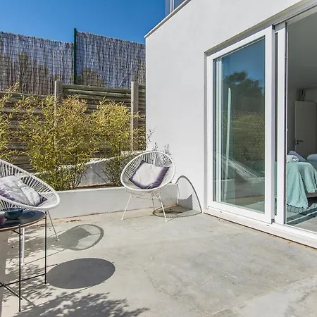 Sleeps 12 With Pool And Wifi Villa