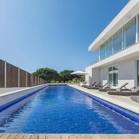 Villa Sleeps 12 With Pool And Wifi Torroes